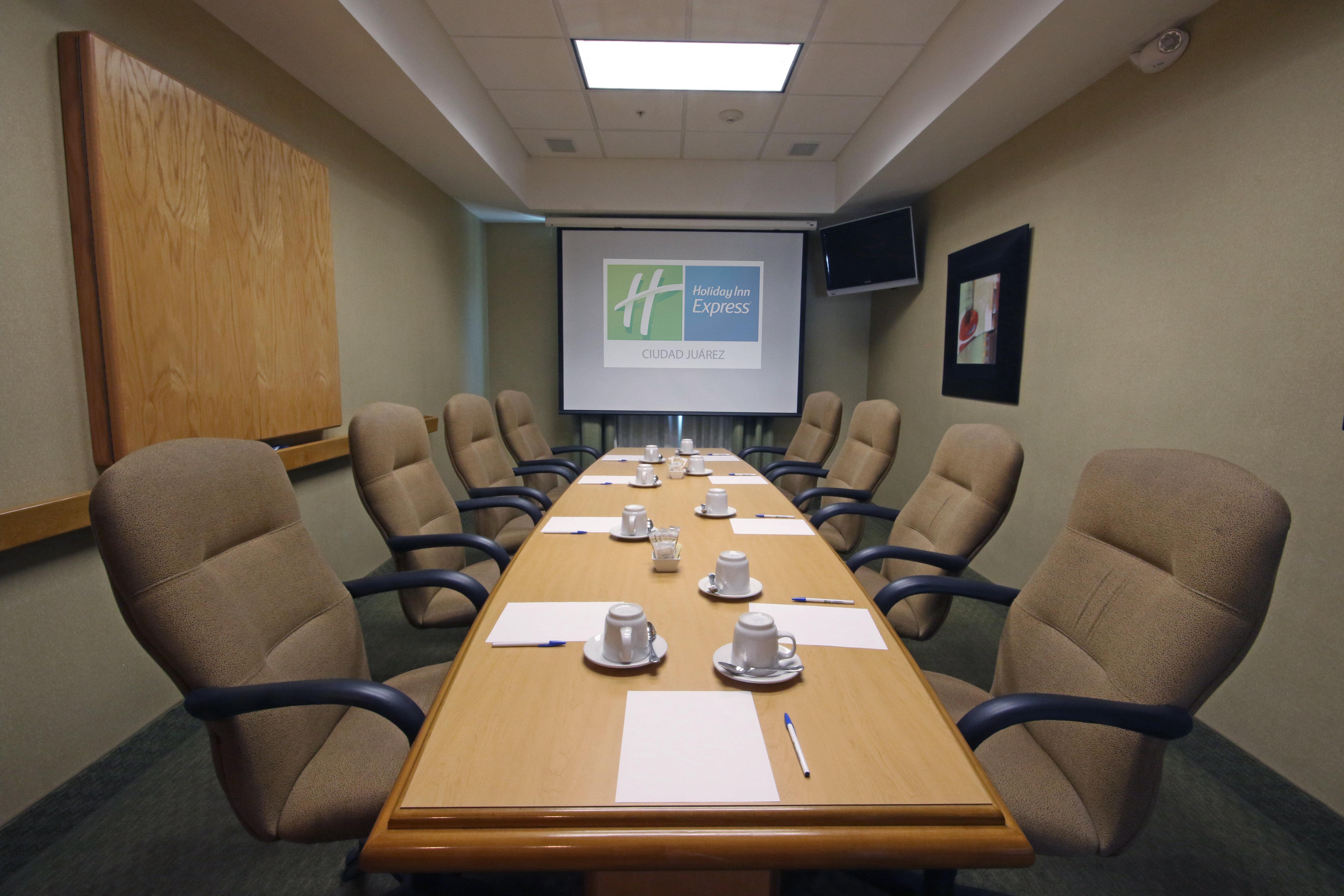 Holiday Inn Express Hotel & Suites Cd. Juarez - Las Misiones By Ihg Exterior photo